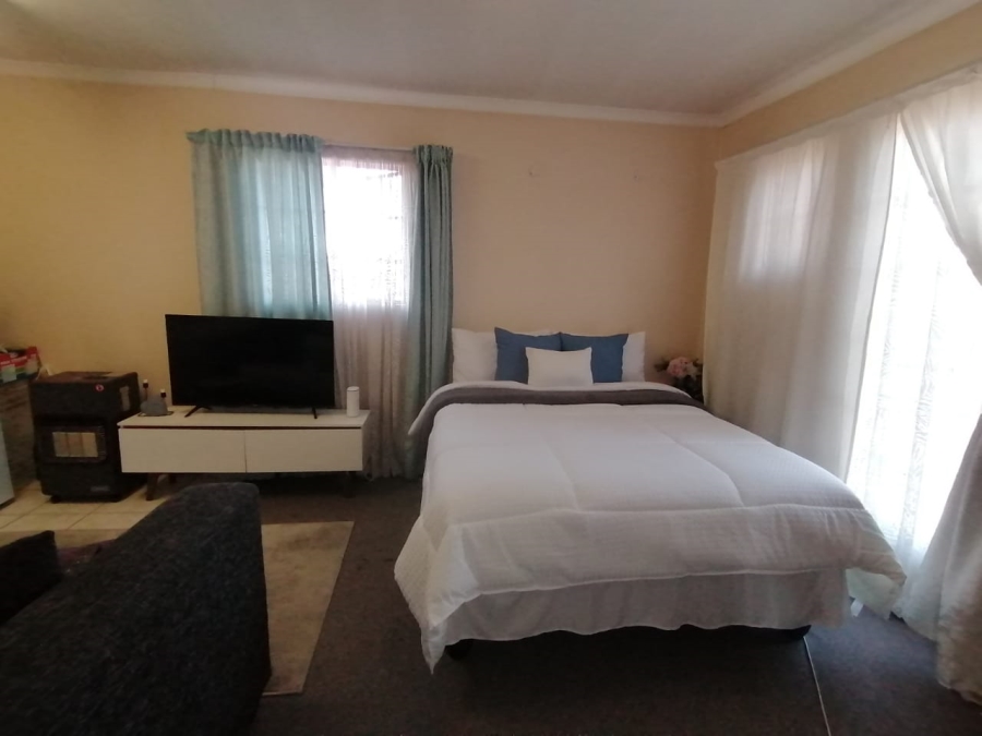 1 Bedroom Property for Sale in Willows Free State